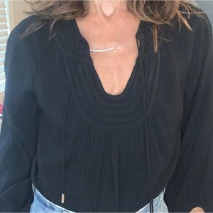 Diane Von Furstenburg black blouse size 0